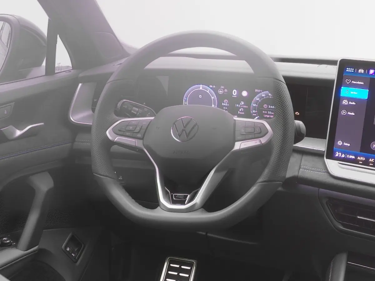 1.5 eHybrid 272 PK R-Line | PANO | 360° | ADAPTIVE | HUD | STOEL- EN STUURVERW. | TREKHAAK