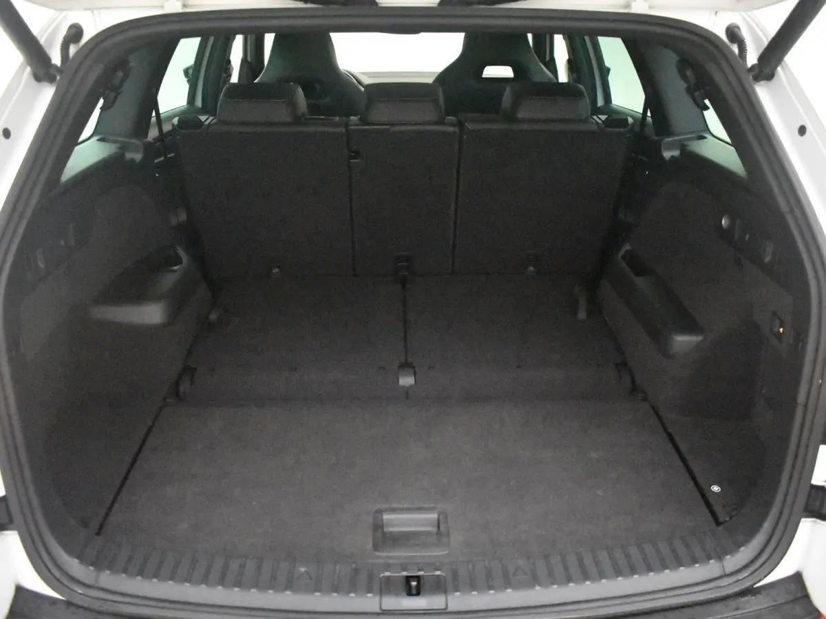 1.5 TSI Sportline Business 7p. l Canton Sound l Elekt. Stoel incl Memory l Side Assist l Elektr. Klep l Panoramadak l Alcantara l Navigatie l