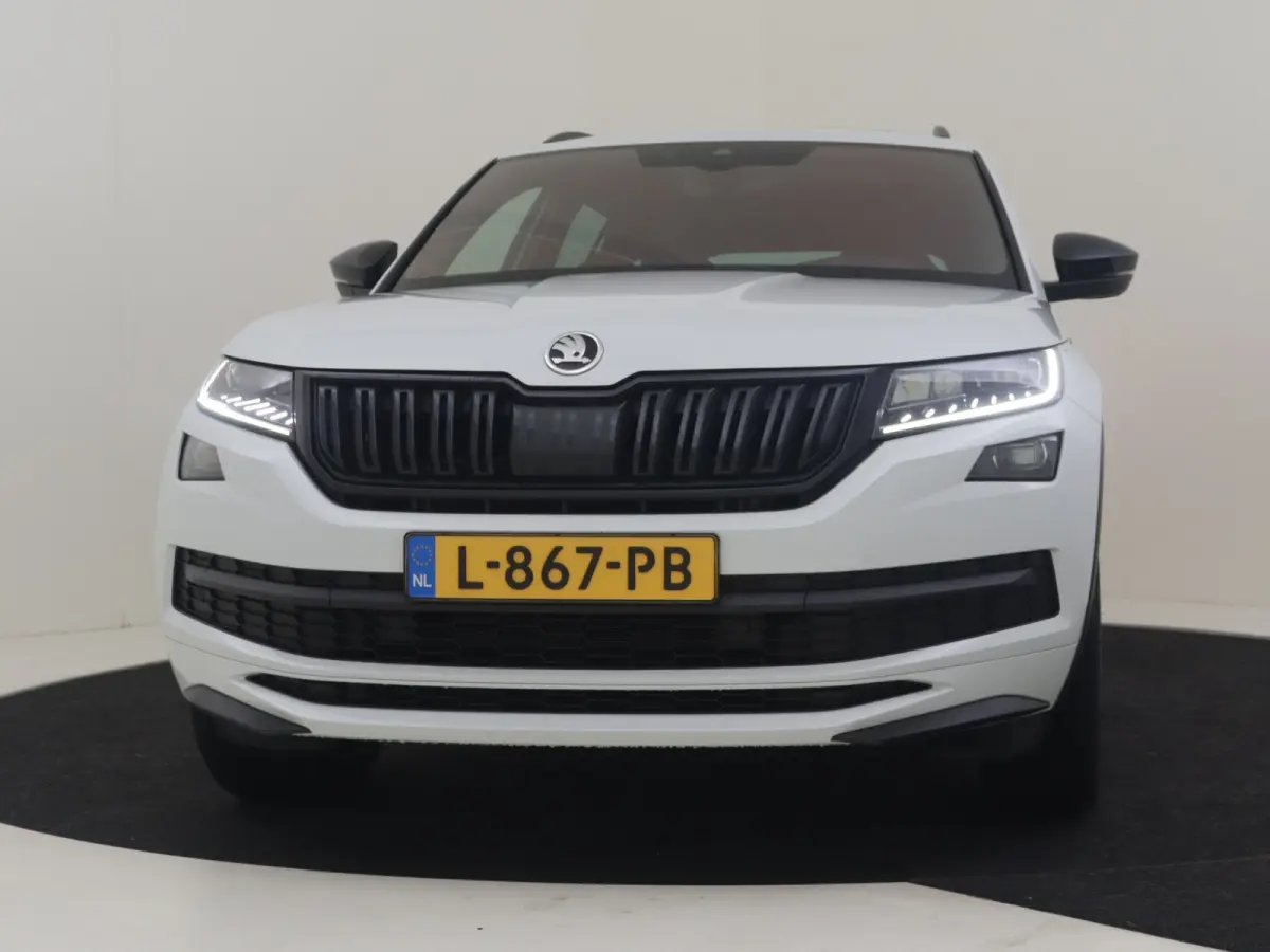 1.5 TSI Sportline Business 7p. l Canton Sound l Elekt. Stoel incl Memory l Side Assist l Elektr. Klep l Panoramadak l Alcantara l Navigatie l