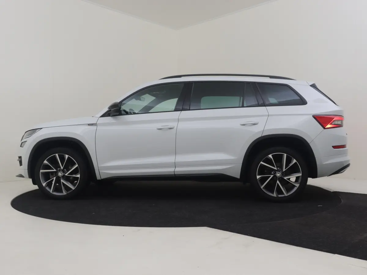 1.5 TSI Sportline Business 7p. l Canton Sound l Elekt. Stoel incl Memory l Side Assist l Elektr. Klep l Panoramadak l Alcantara l Navigatie l