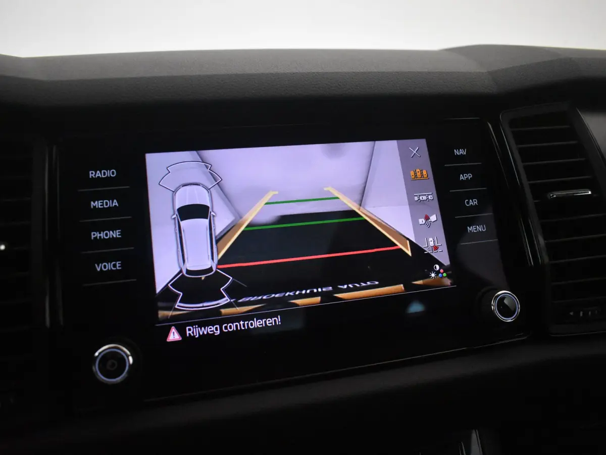 1.5 TSI Sportline Business 7p. l Canton Sound l Elekt. Stoel incl Memory l Side Assist l Elektr. Klep l Panoramadak l Alcantara l Navigatie l