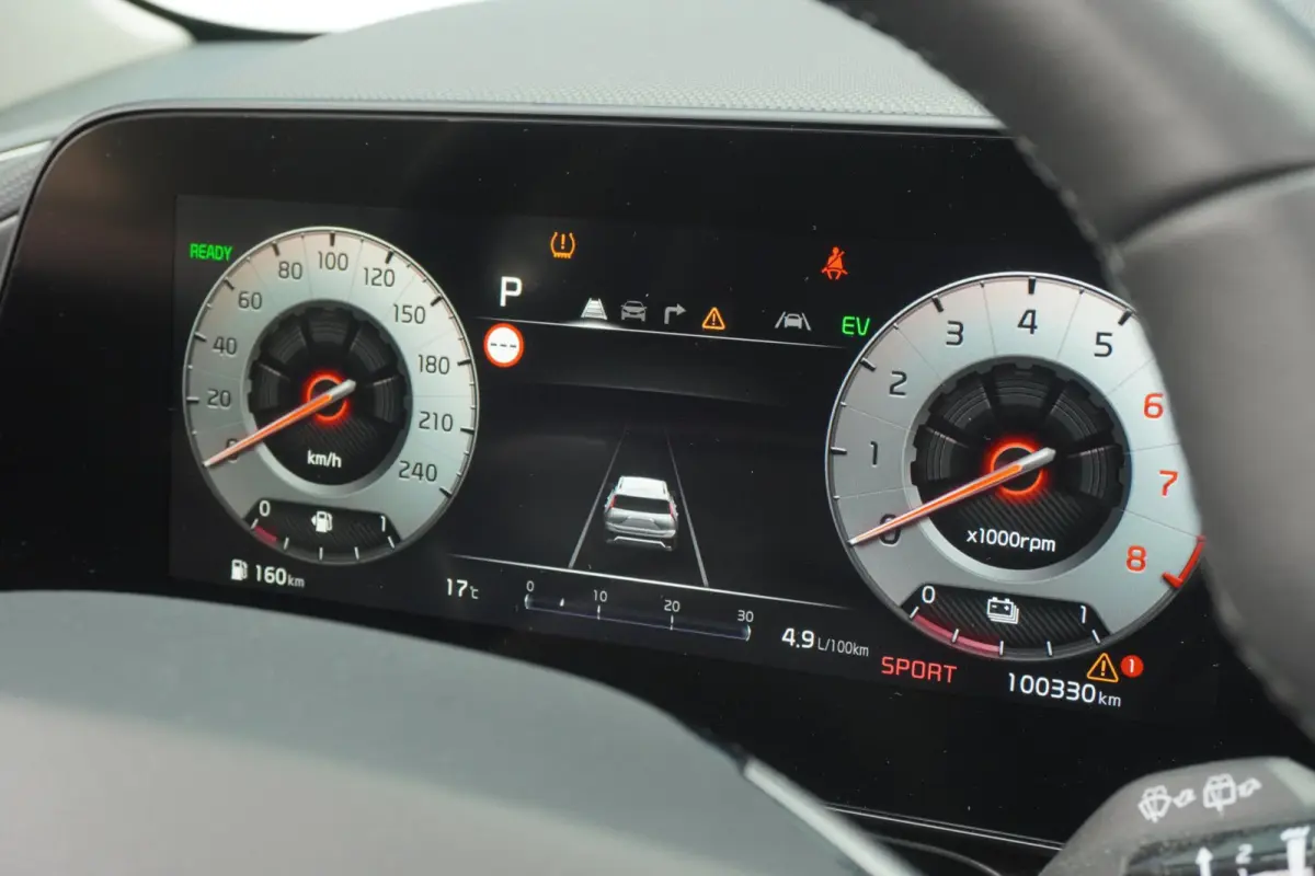 1.6 GDi Hybrid ExecutiveLine / H&K-Audio / Leder / Stoel&Stuurverw.verkoel. / HUD / Pano-Dak / ACC / 18" / = DEALER OND!!
