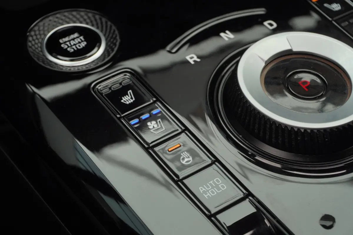 1.6 GDi Hybrid ExecutiveLine / H&K-Audio / Leder / Stoel&Stuurverw.verkoel. / HUD / Pano-Dak / ACC / 18" / = DEALER OND!!
