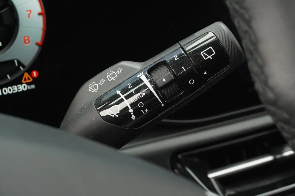 1.6 GDi Hybrid ExecutiveLine / H&K-Audio / Leder / Stoel&Stuurverw.verkoel. / HUD / Pano-Dak / ACC / 18" / = DEALER OND!!