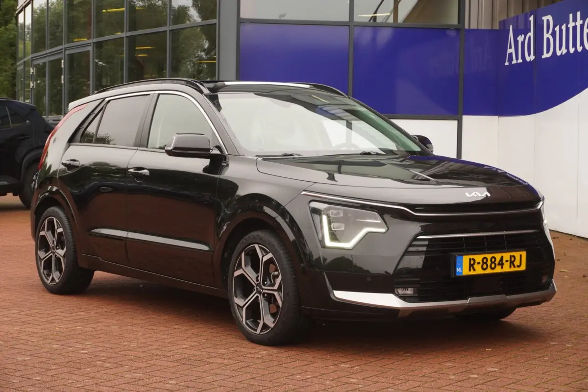 1.6 GDi Hybrid ExecutiveLine / H&K-Audio / Leder / Stoel&Stuurverw.verkoel. / HUD / Pano-Dak / ACC / 18" / = DEALER OND!!