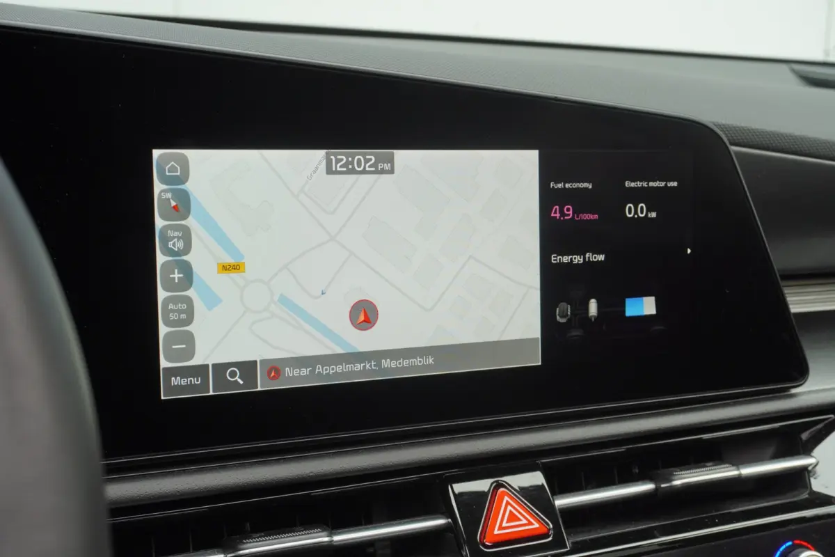 1.6 GDi Hybrid ExecutiveLine / H&K-Audio / Leder / Stoel&Stuurverw.verkoel. / HUD / Pano-Dak / ACC / 18" / = DEALER OND!!