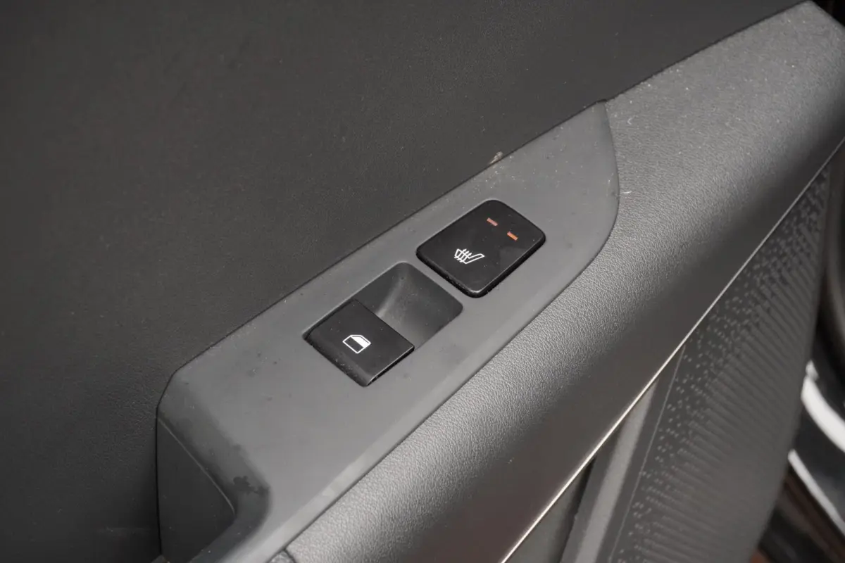1.6 GDi Hybrid ExecutiveLine / H&K-Audio / Leder / Stoel&Stuurverw.verkoel. / HUD / Pano-Dak / ACC / 18" / = DEALER OND!!