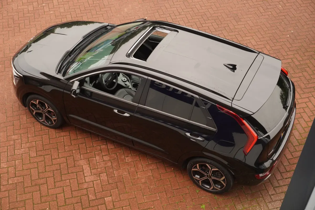 1.6 GDi Hybrid ExecutiveLine / H&K-Audio / Leder / Stoel&Stuurverw.verkoel. / HUD / Pano-Dak / ACC / 18" / = DEALER OND!!