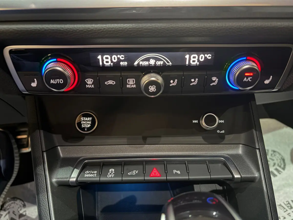 45 TFSI e S Edition S EDITION | PANORAMADAK | ADAPTIVE CRUISE | MATRIX-LED | | AMBIANCE INTERIEUR