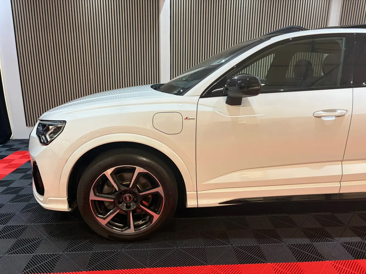 45 TFSI e S Edition S EDITION | PANORAMADAK | ADAPTIVE CRUISE | MATRIX-LED | | AMBIANCE INTERIEUR