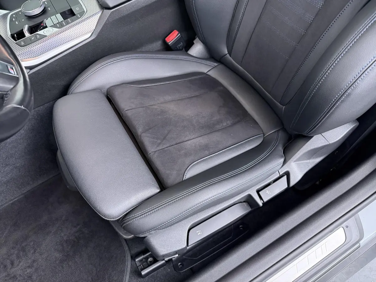 220i | M Sport | Parking Pack |