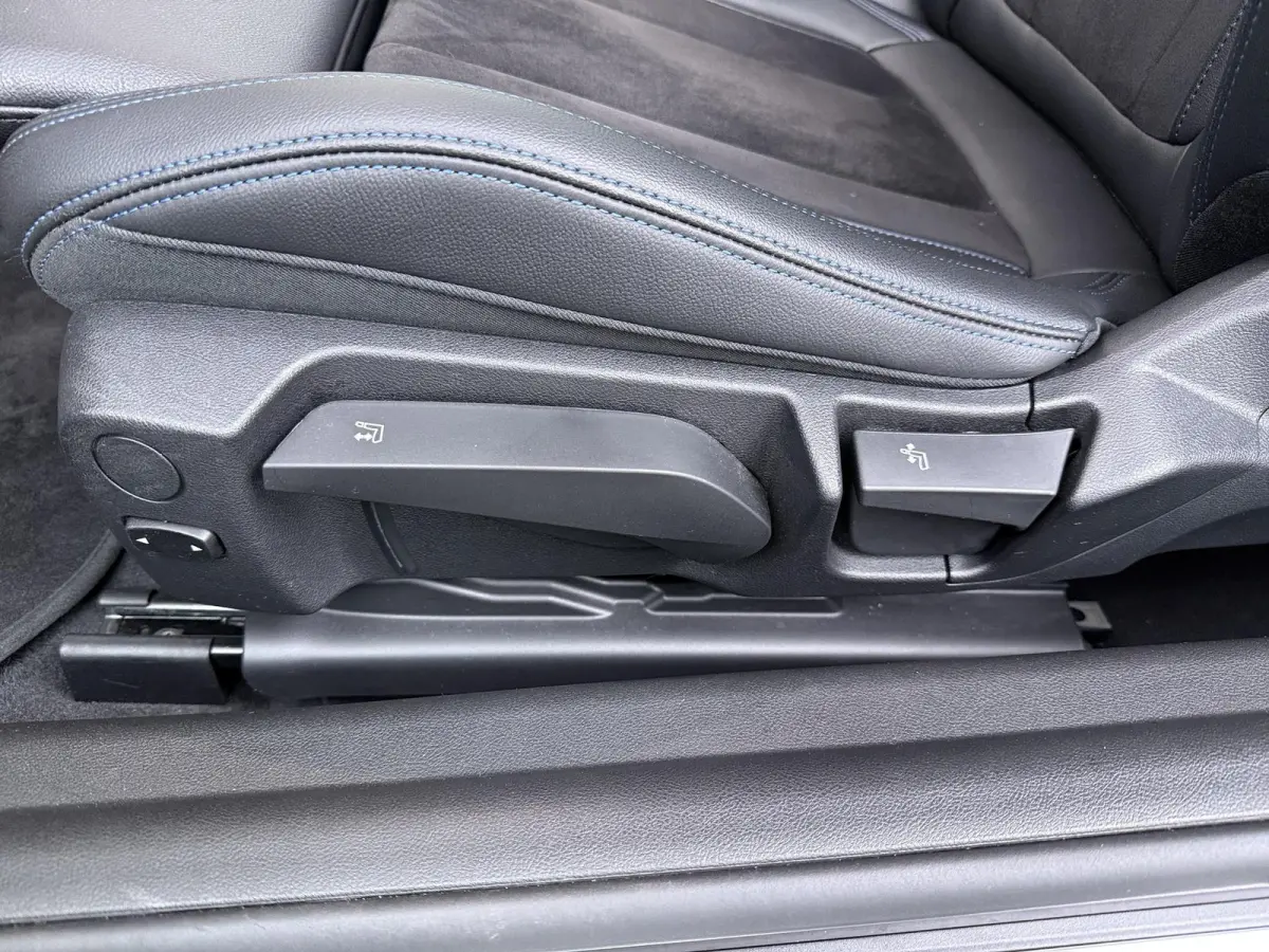 220i | M Sport | Parking Pack |