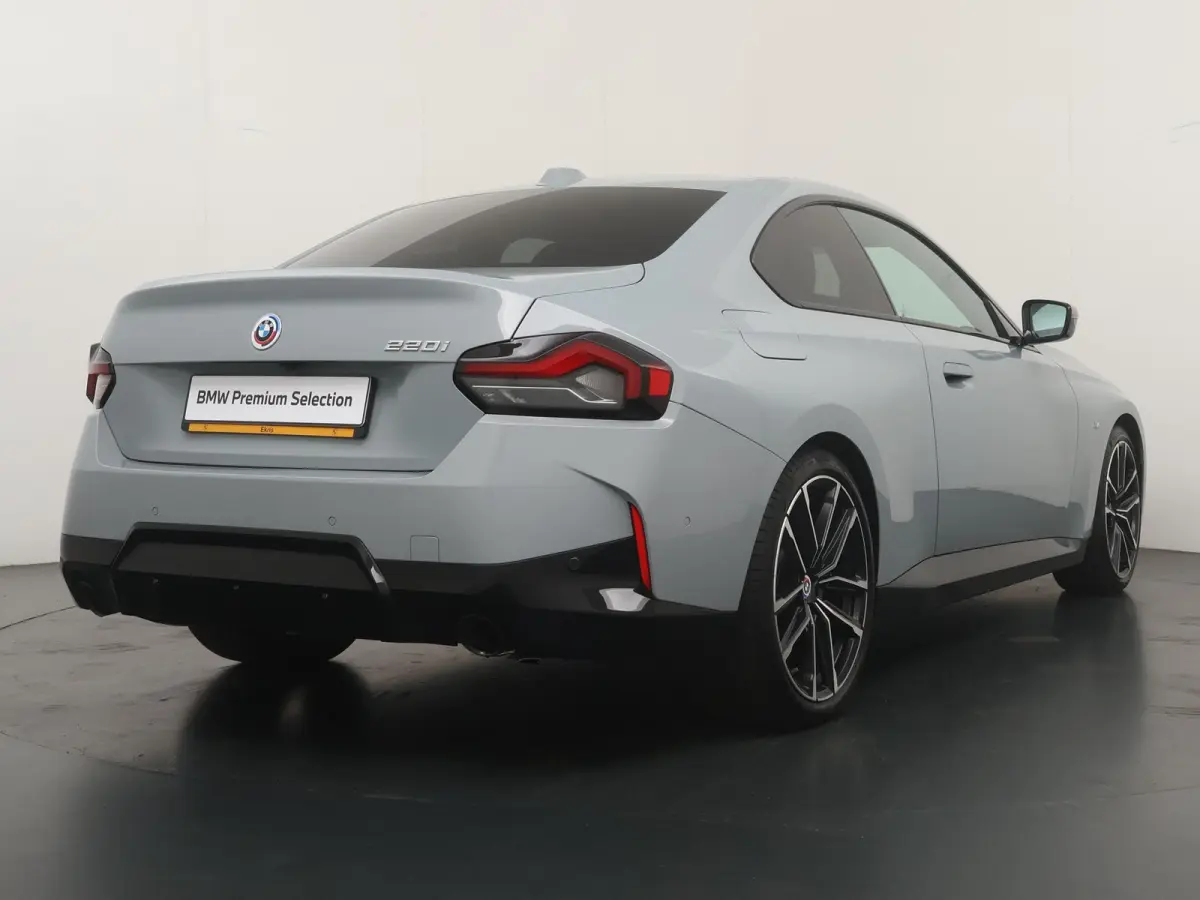 220i | M Sport | Parking Pack |