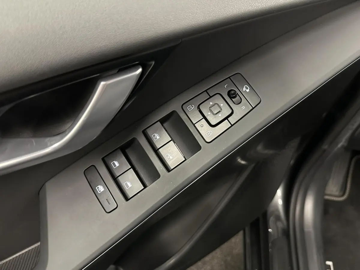 1.6 GDi Hybrid ExecutiveLine CAMERA NAVI ECC ADAPTIEF CRUISE CARPLAY.