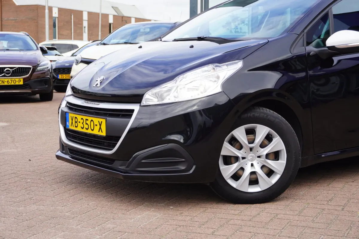 1.2 PureTech Like 5deurs | 74.000KM | Handgeschakeld | Elek. Pakket | Vol opties | Inruil mogelijk