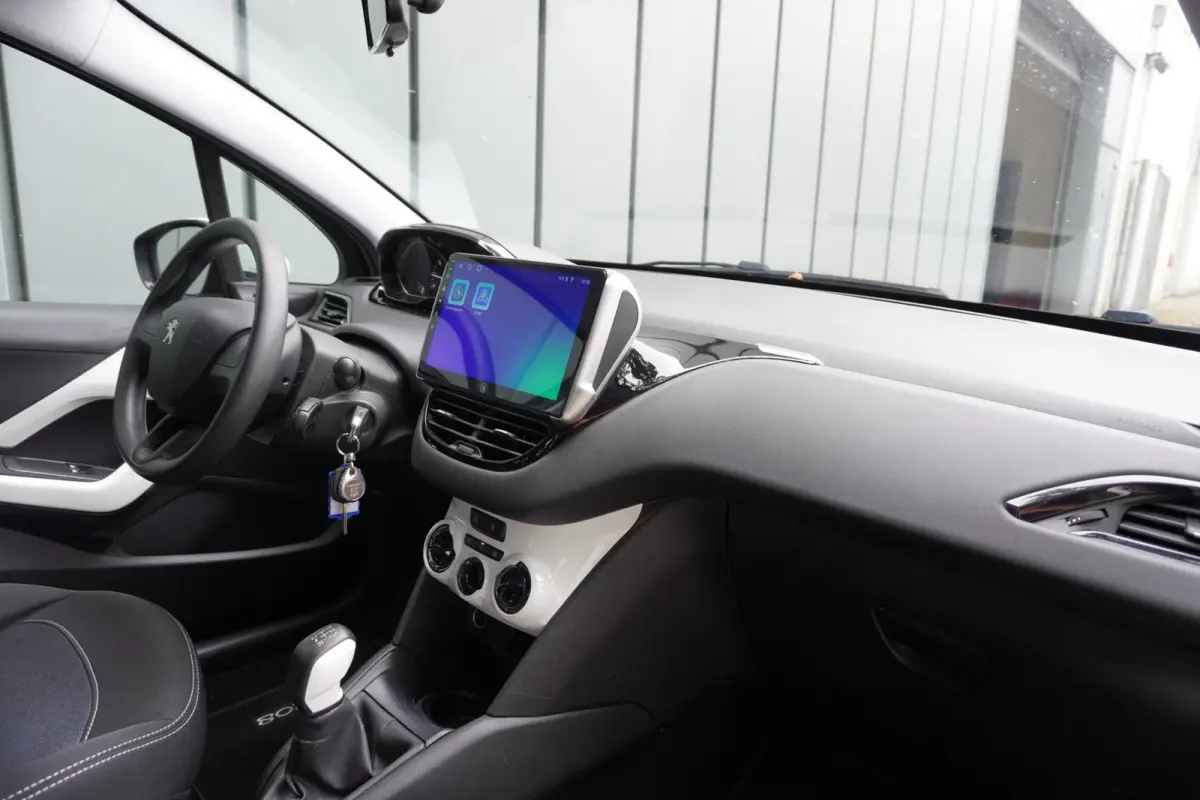 1.2 PureTech Like 5deurs | 74.000KM | CarPlay | Elek. Pakket | Vol opties | Inruil mogelijk