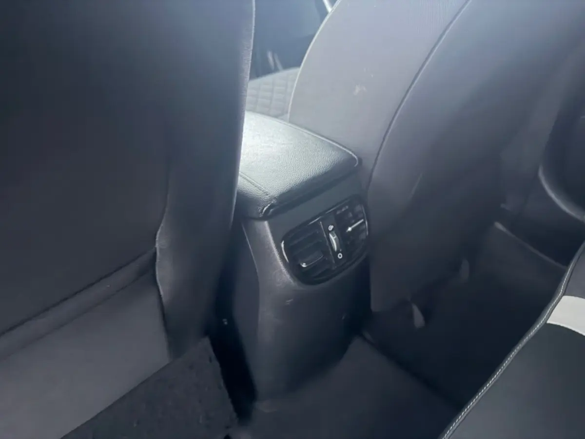1.0 T-GDI GT-LINE BUSINESS EDITION NAVI AIRCO/ECC PDC