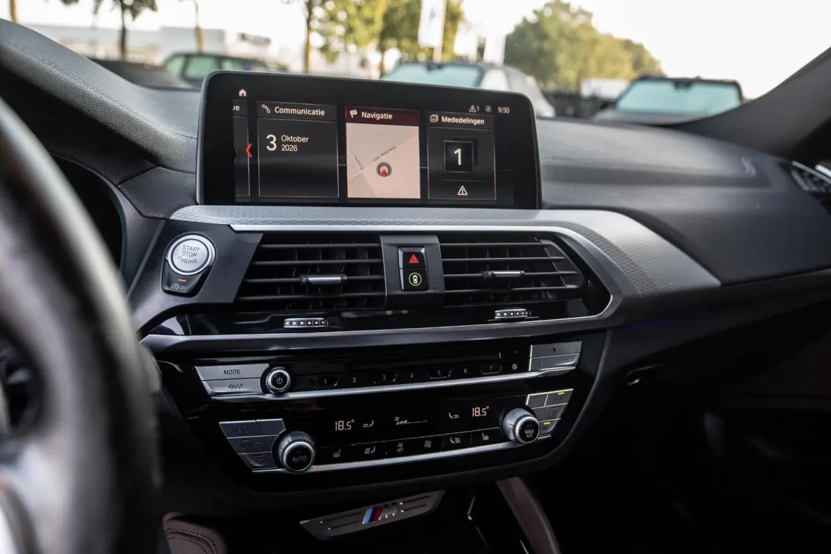 M40i High Executive