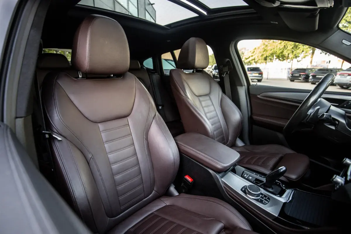 M40i High Executive