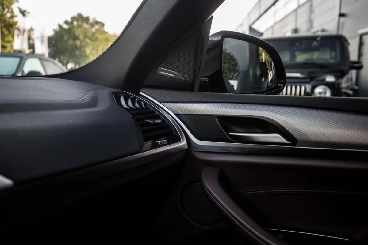 M40i High Executive