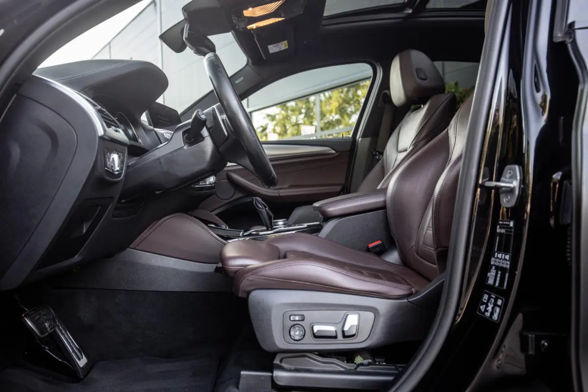 M40i High Executive