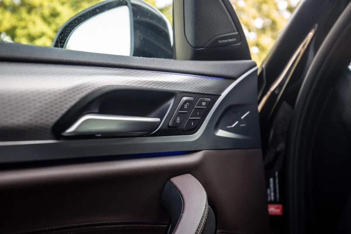 M40i High Executive
