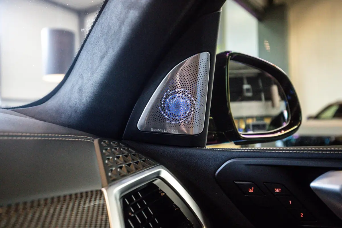xDrive50e