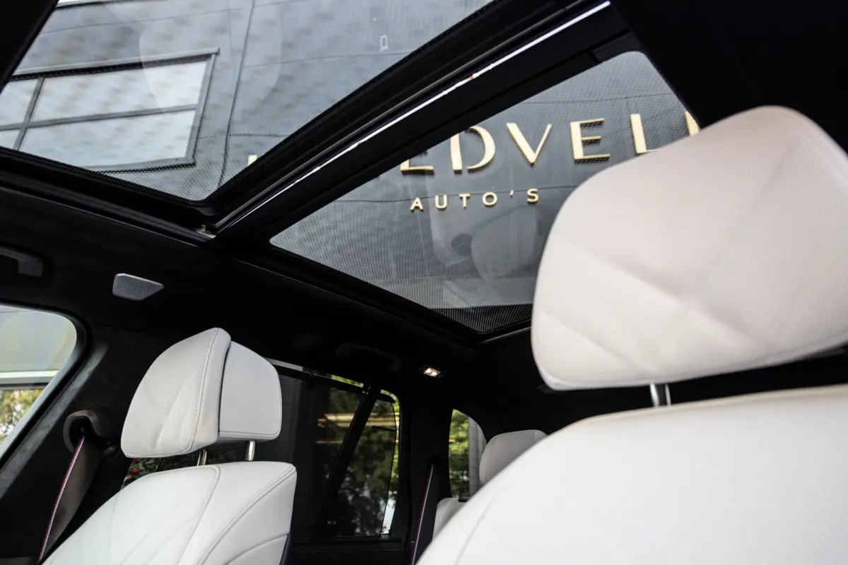 xDrive50e