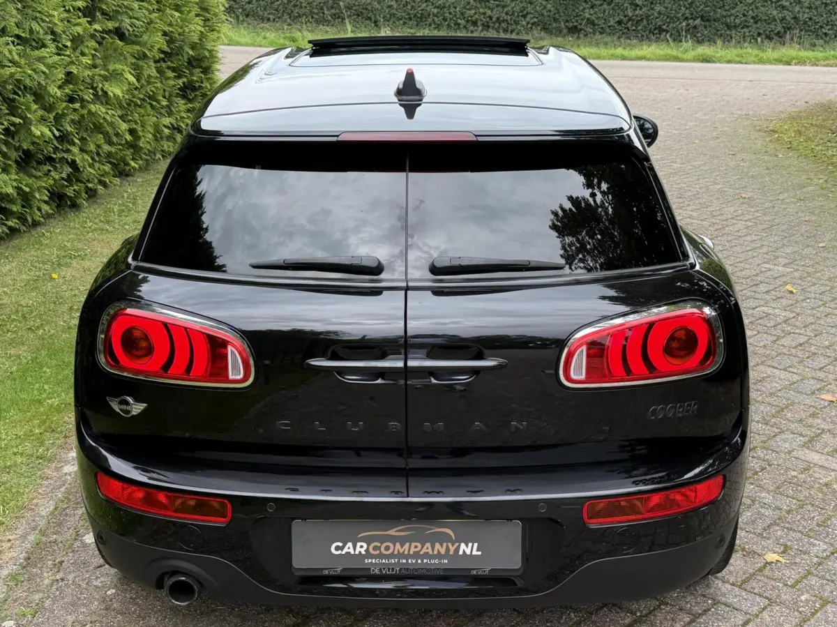 Cooper| AUT|Black- on- black|Pano dak|H/K Audio