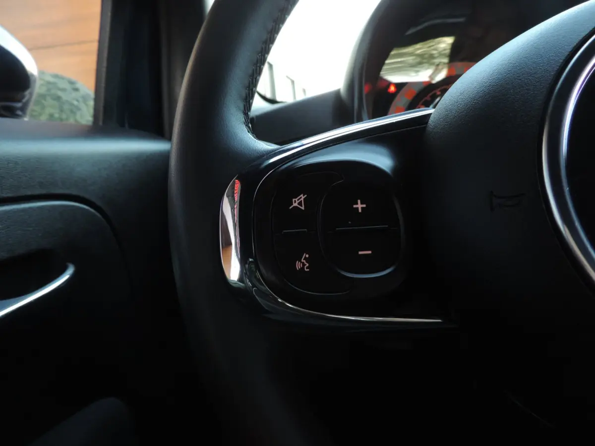 1.2 Star 26.000km | 4 cilinder | ECC | PDC | 15” Allseason | CarPlay | Cruise contr | Bluetooth