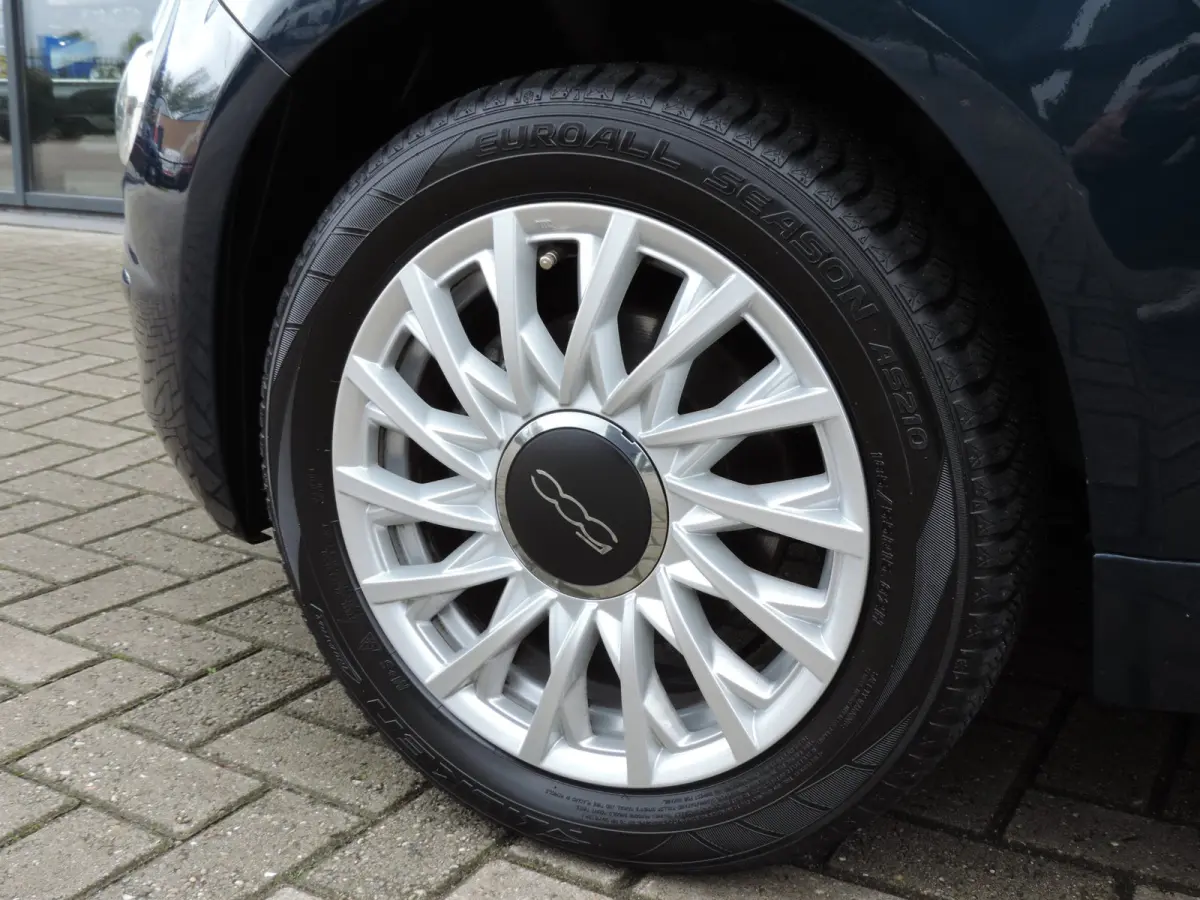 1.2 Star 26.000km | 4 cilinder | ECC | PDC | 15” Allseason | CarPlay | Cruise contr | Bluetooth