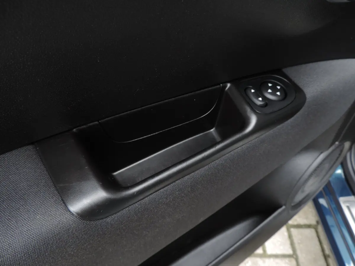1.2 Star 26.000km | 4 cilinder | ECC | PDC | 15” Allseason | CarPlay | Cruise contr | Bluetooth