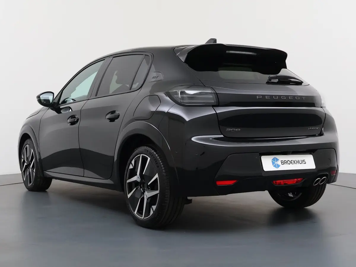 GT | Elektrische parkeerrem | Extra getinte achterste zijruiten en achterruit | Extra getinte achterste zijruiten en achterruit