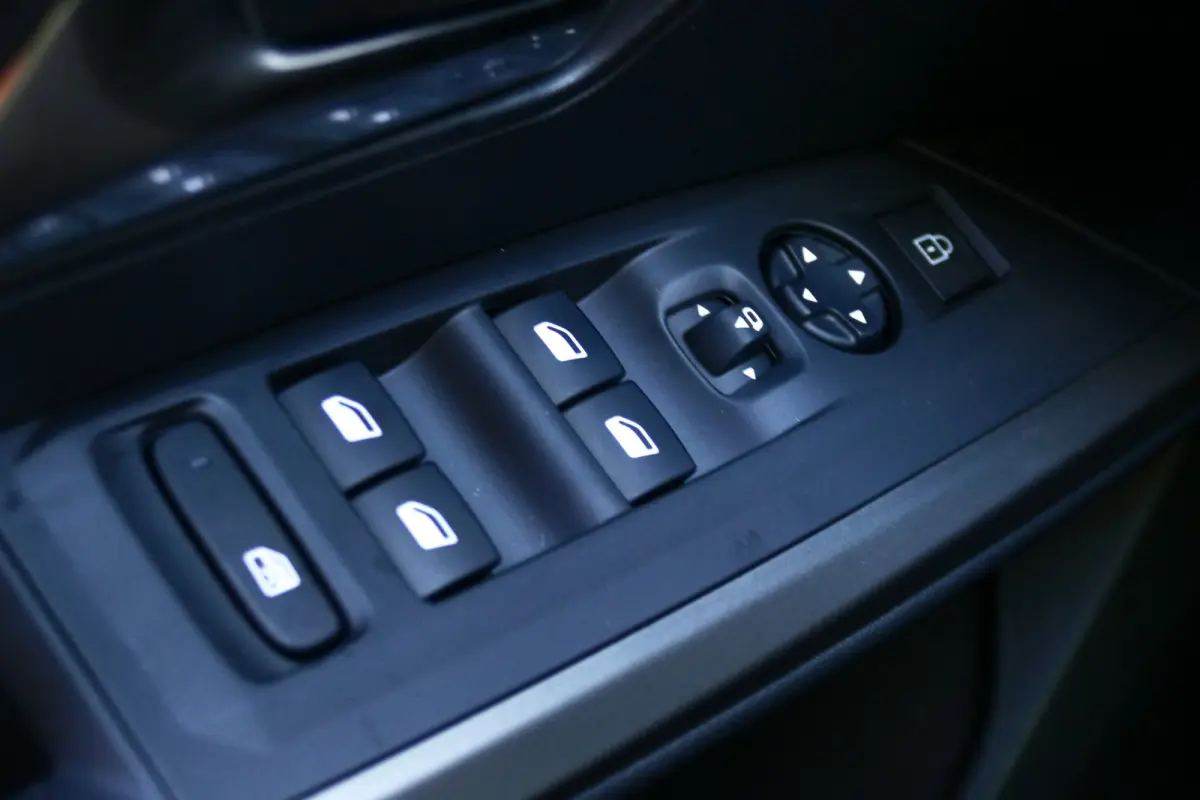 Allure | Elektrische parkeerrem | Extra getinte achterste zijruiten en achterruit