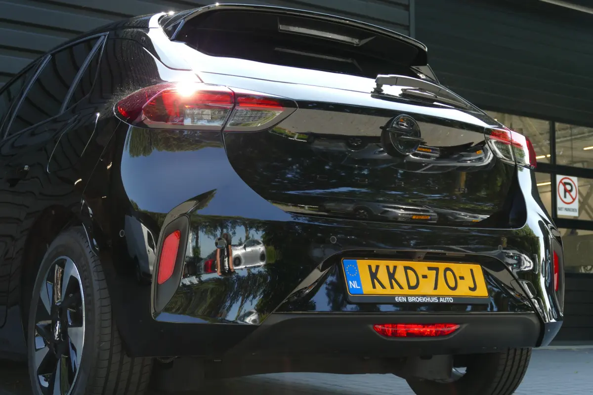 EV LONG RANGE 156PK 51KWH GS AUTOMAAT / CAMERA / STOEL-STUURVERWARMING / 8 JAAR GARANTIE / KEYLESS / FULL-LED / 16"LMV / NAVI / CLIMA / PDC / BLUETOOTH / CRUISECONTROL / 1E EIGENAAR / SCHITT