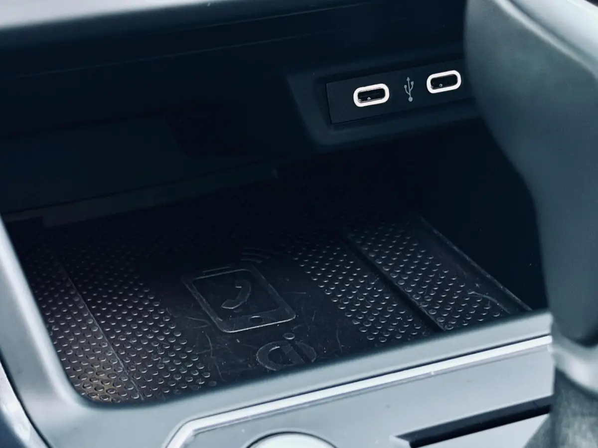 1.0 TSI Style I.Q|Pano|Keyless|Camera|ACC|