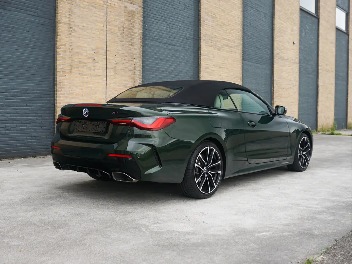 M440i xDrive l Trekhaak l Head-Up l Driving Assist Prof l Nekverwarming l Top View
