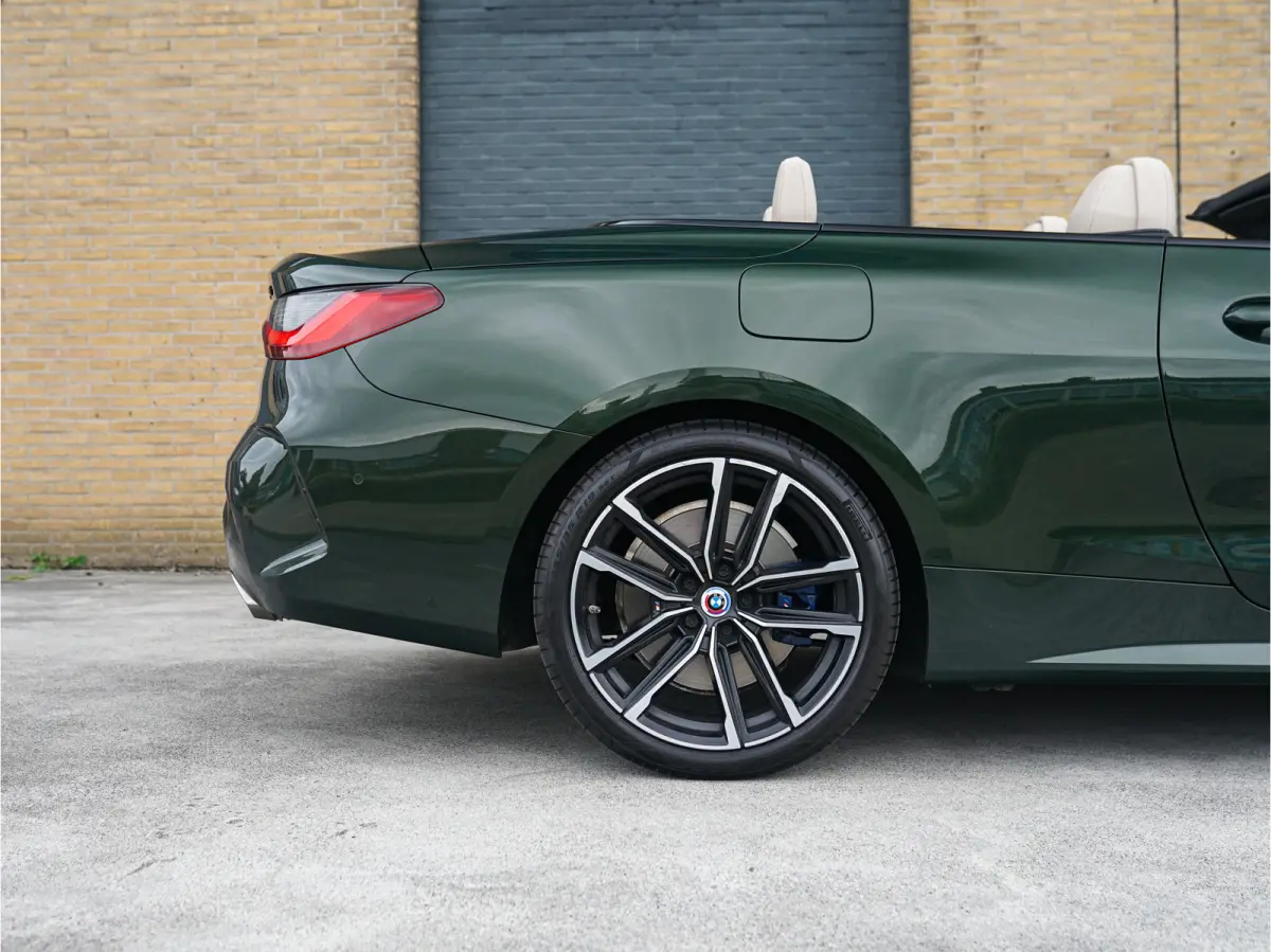 M440i xDrive l Trekhaak l Head-Up l Driving Assist Prof l Nekverwarming l Top View