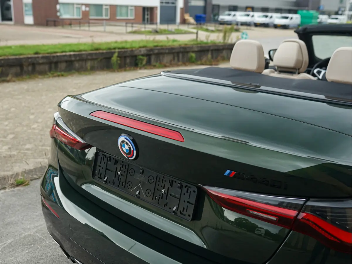 M440i xDrive l Trekhaak l Head-Up l Driving Assist Prof l Nekverwarming l Top View