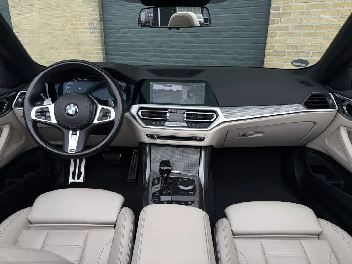 M440i xDrive l Trekhaak l Head-Up l Driving Assist Prof l Nekverwarming l Top View