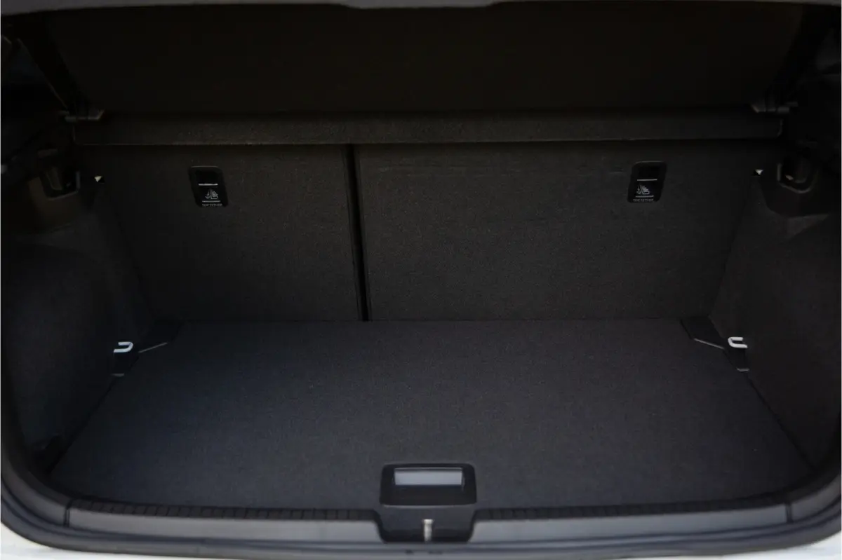 2.0 TSI GTI , Adap. Cruise, Stoelverwarming, IQ-Light, Side Assist