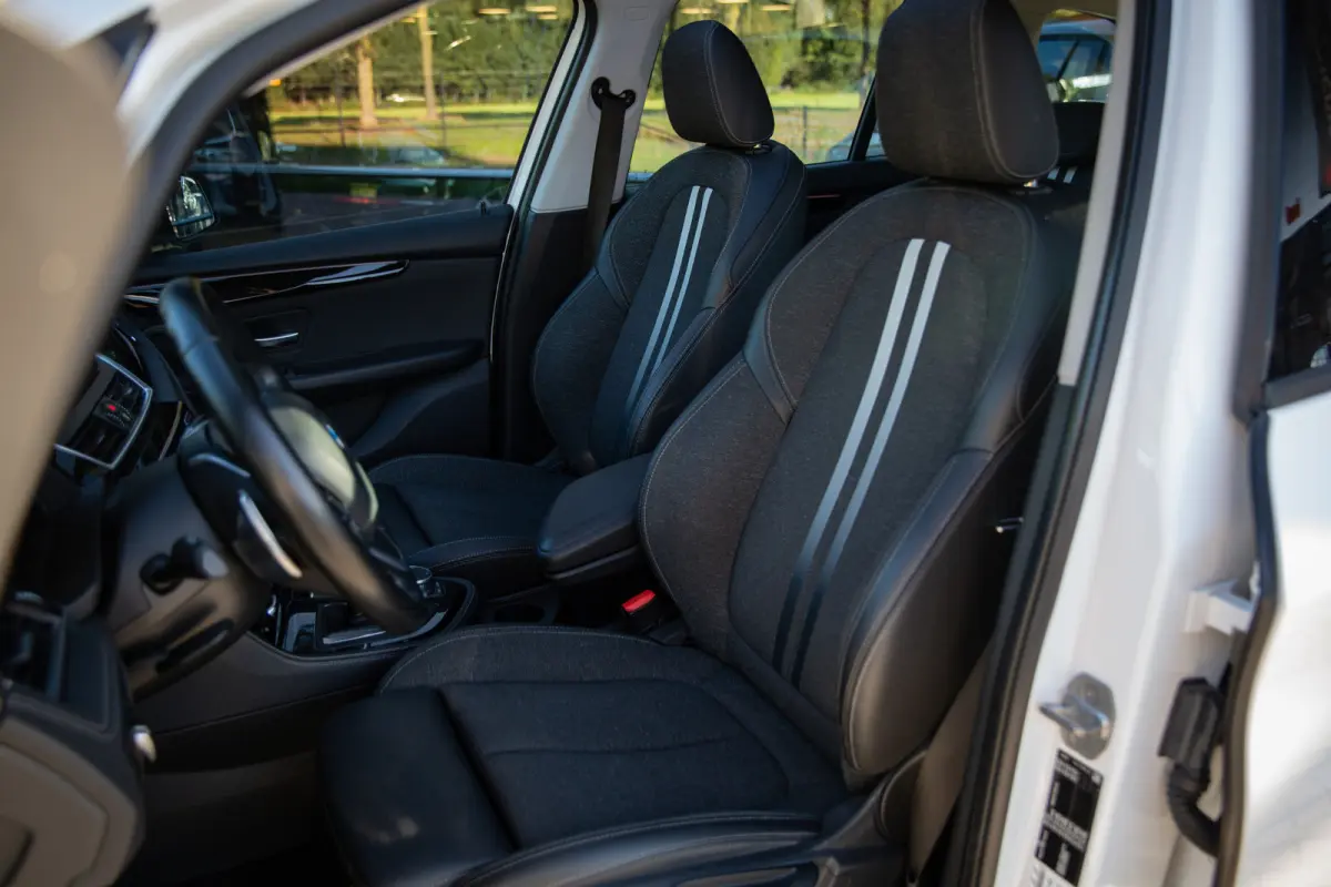 220i 7p. High Executive , Pano, Head-up Display, Sportstoelen, Trekhaak