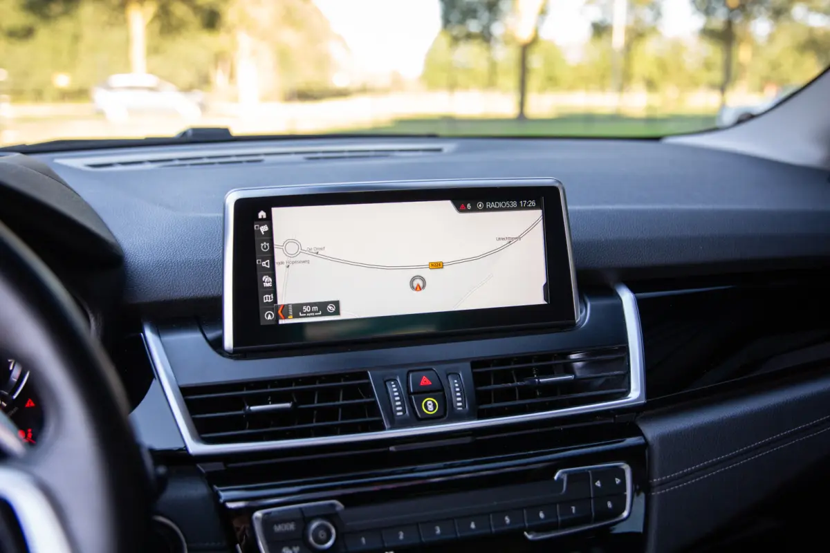 220i 7p. High Executive , Pano, Head-up Display, Sportstoelen, Trekhaak
