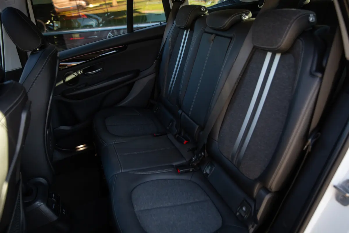 220i 7p. High Executive , Pano, Head-up Display, Sportstoelen, Trekhaak