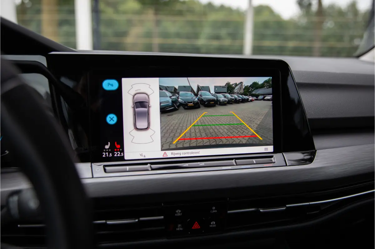 1.4 eHybrid Style , Massage, Memory, Stoel/stuurverwarming, Carplay