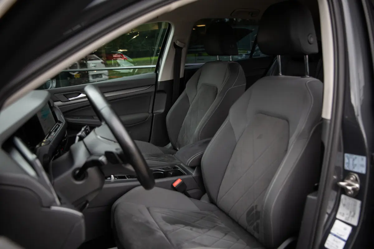 1.4 eHybrid Style , Massage, Memory, Stoel/stuurverwarming, Carplay