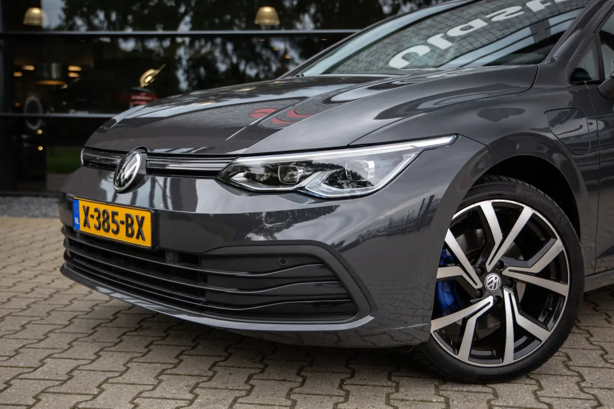 1.4 eHybrid Style , Massage, Memory, Stoel/stuurverwarming, Carplay