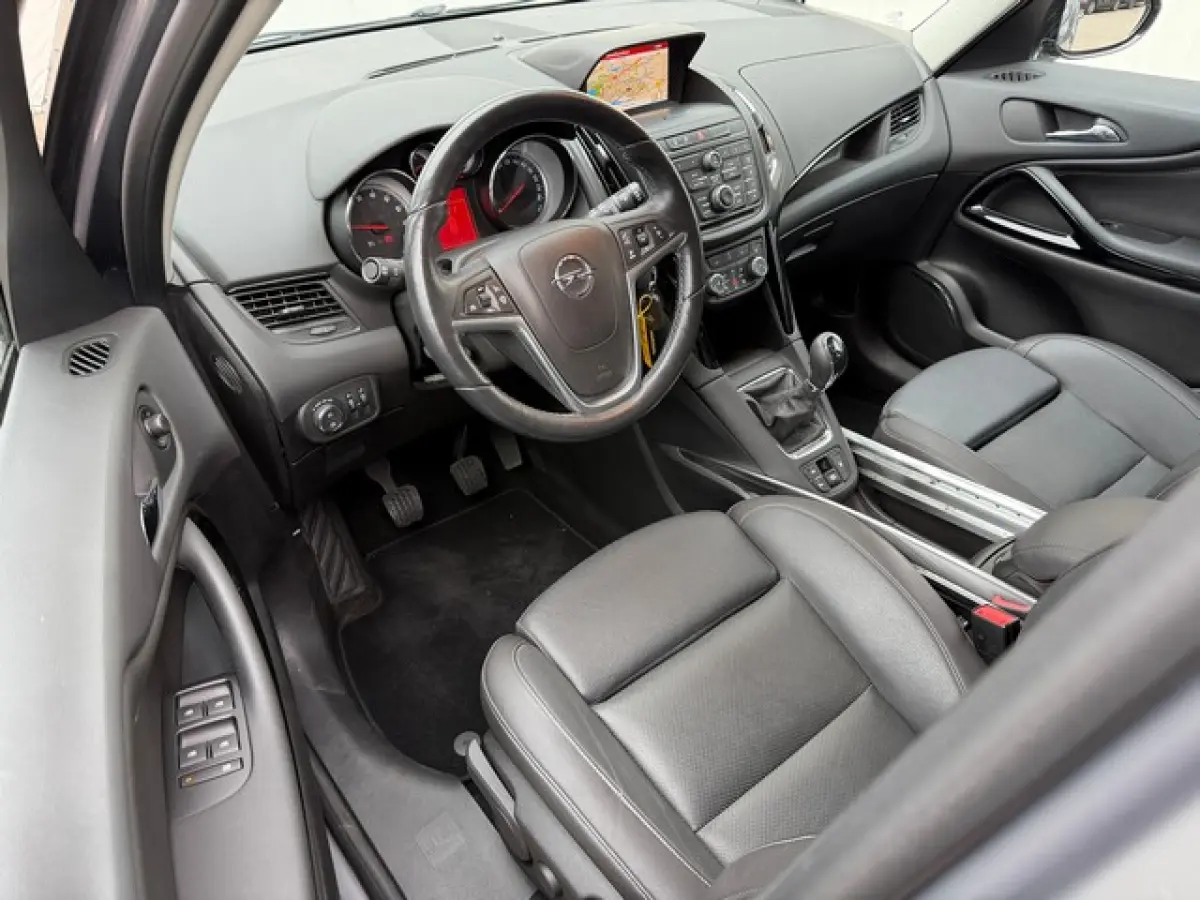 1.4 Turbo Executive met Leer, Winterpakket, Navi/Camera, AGR, 1e Eigenaar!