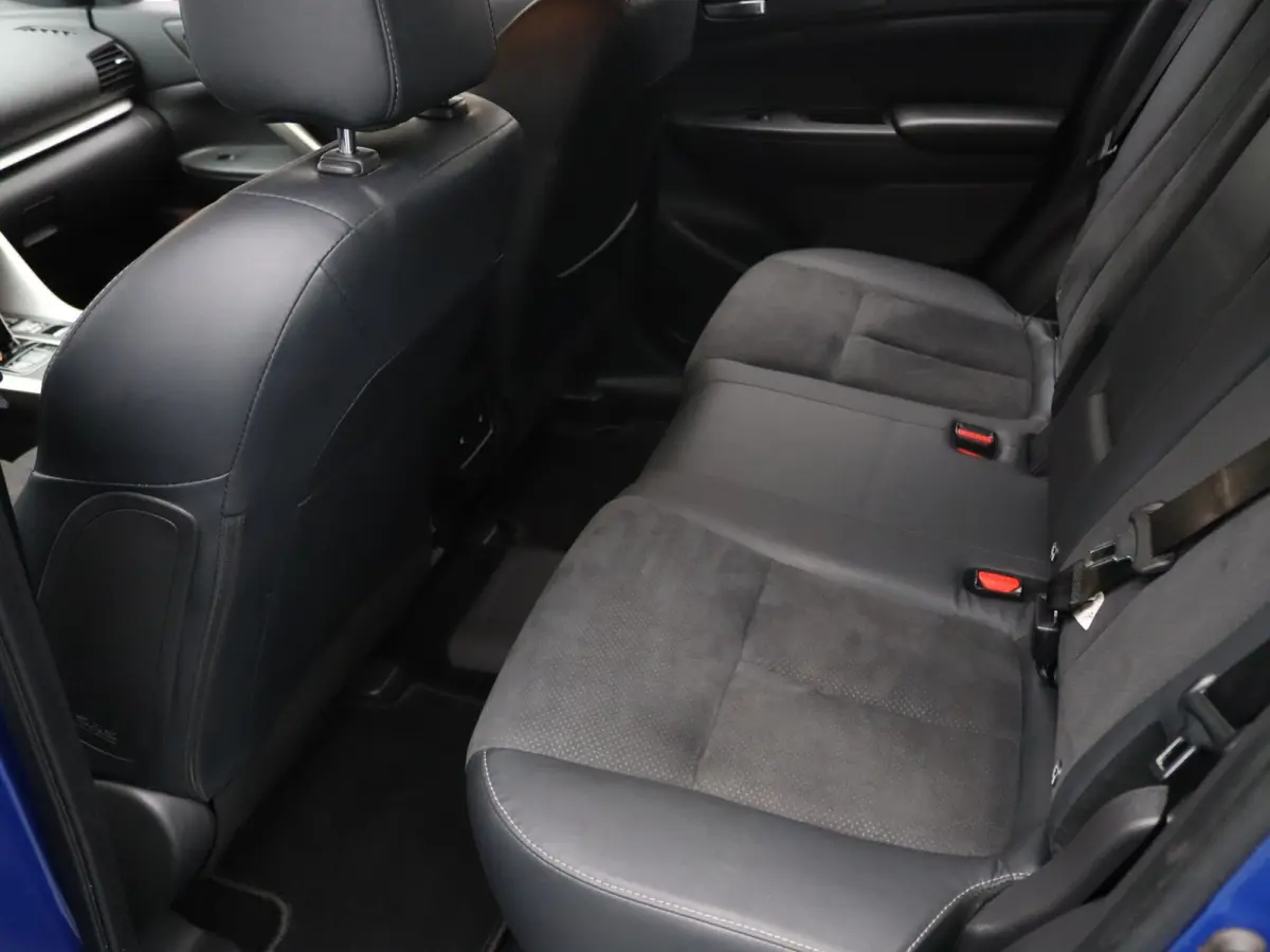187pk PHEV Black Edition Automaat 360° Camera | Adapt. Cruise | Parkeersens. v+a | Stoel-/stuurverw.