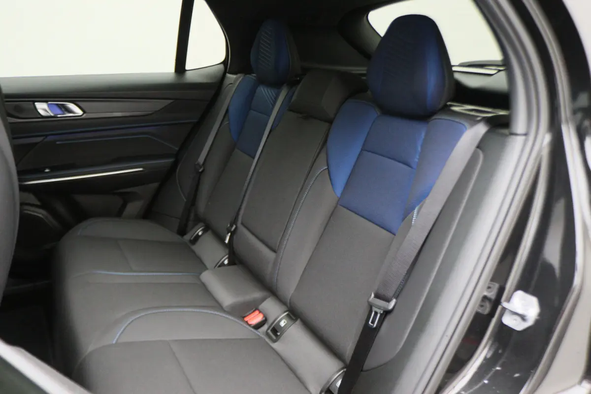 1.5 Plug-in Hybrid 360° Camera, Panoramadak, Zwarte hemel, ACC, Apple Carplay, Infinity Sound, DAB, 20''